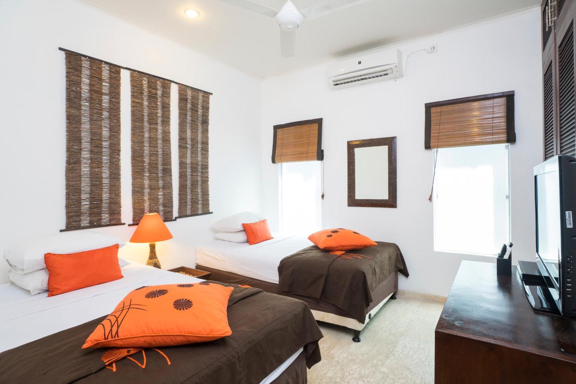 Beach Melati Apartments Legian Esterno foto